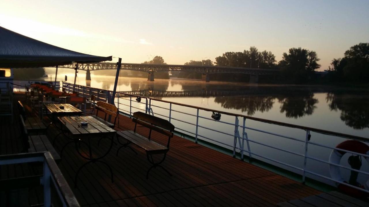 Florentina Boat Litoměřice Dış mekan fotoğraf